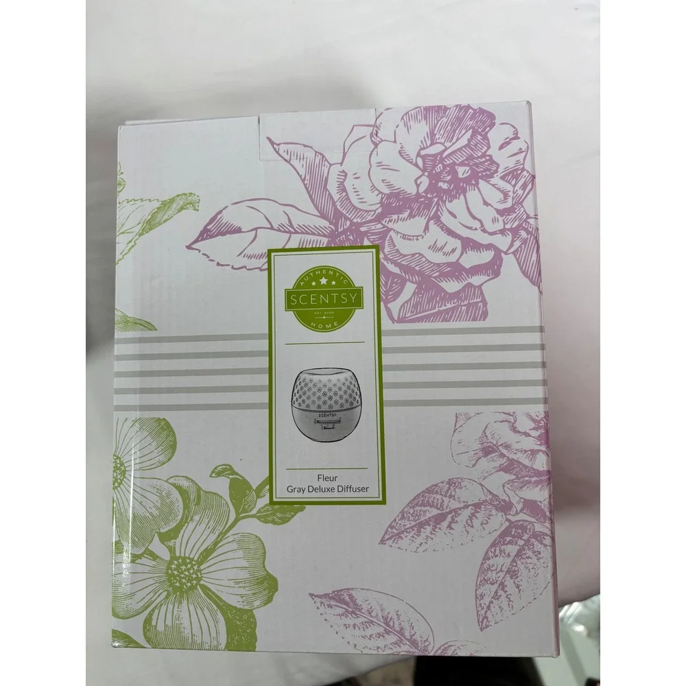 Scentsy Fleur Gray Deluxe Diffuser Ultrasonic Essential Oil Mist White Floral